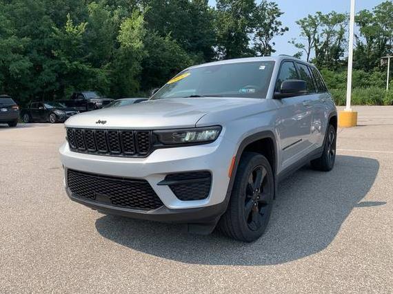 JEEP GRAND CHEROKEE 2022 1C4RJHAG5N8623069 image